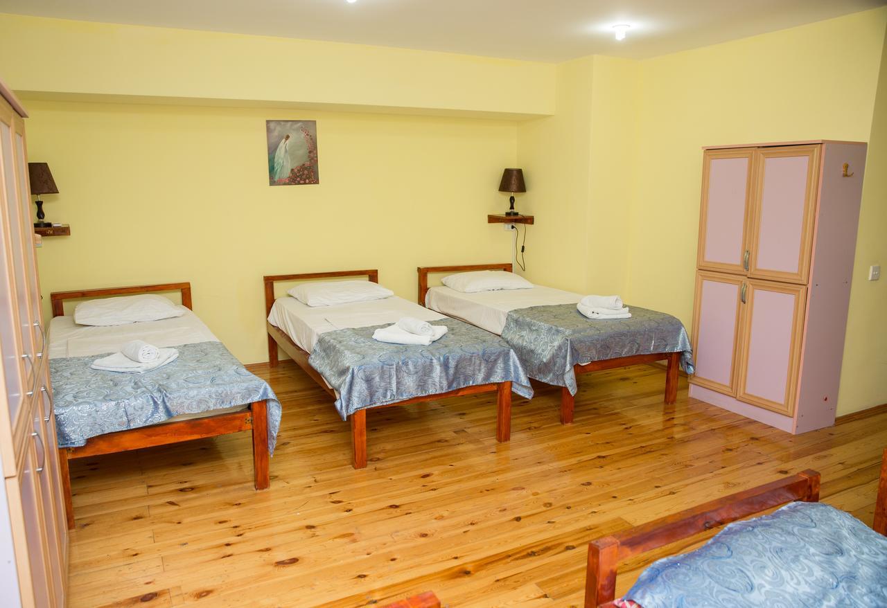 Highland Park Hostel 巴库 外观 照片