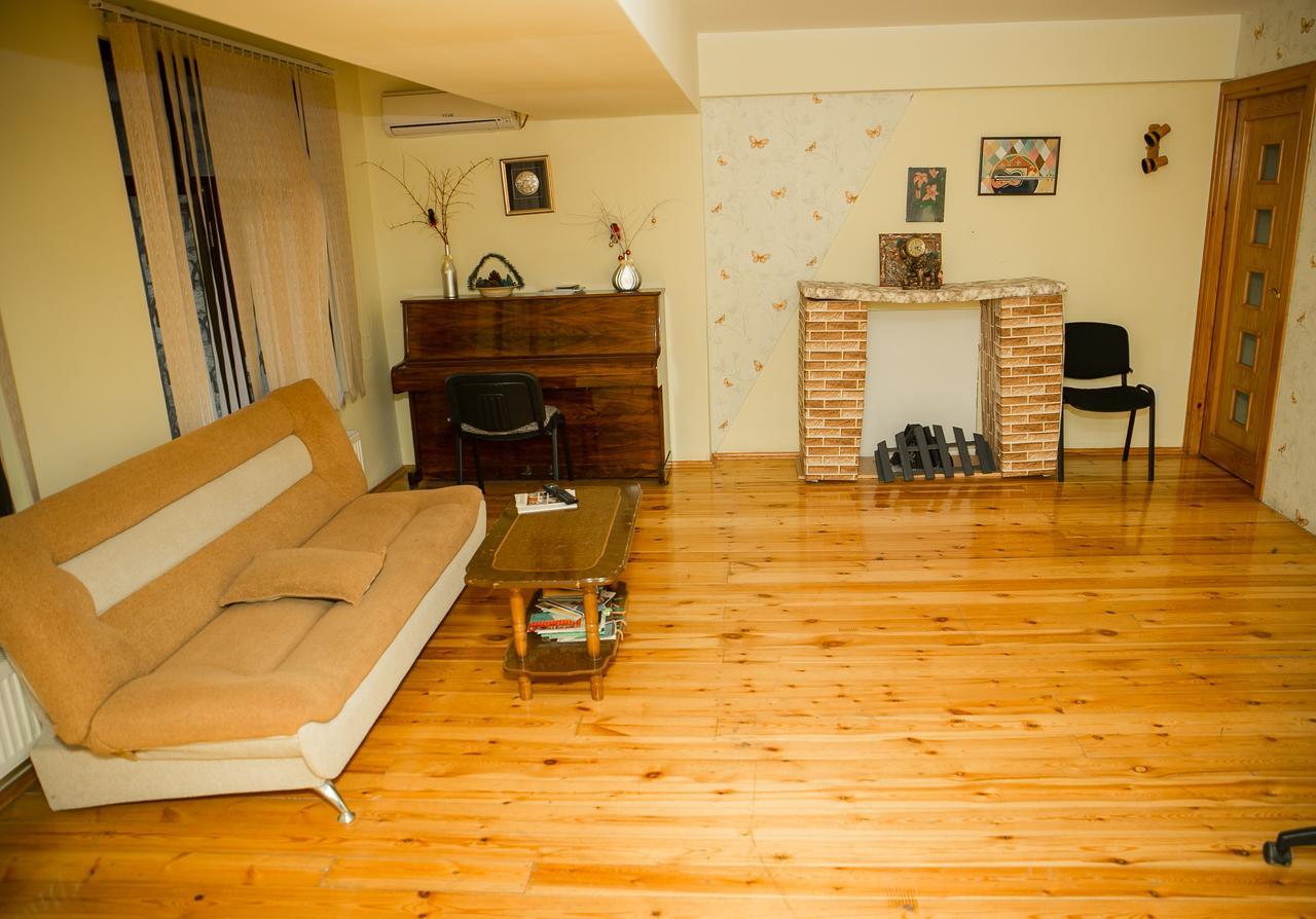 Highland Park Hostel 巴库 外观 照片